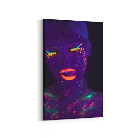 Olla 16783D Model / Manken Görseli Dikey Kanvas Tablo (Ölçü: 60X90)