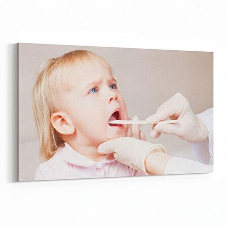 Olla 16949Y Model / Manken Görseli Yatay Kanvas Tablo (Ölçü: 45X30)