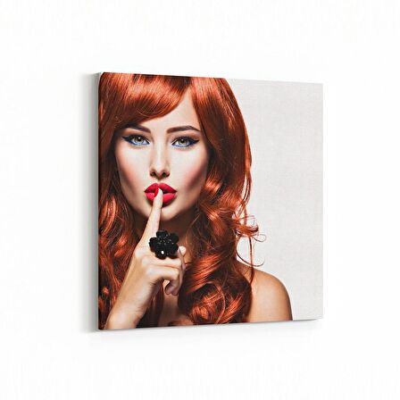 Olla 16813K Model / Manken Görseli Kare Kanvas Tablo (Ölçü: 25X25)