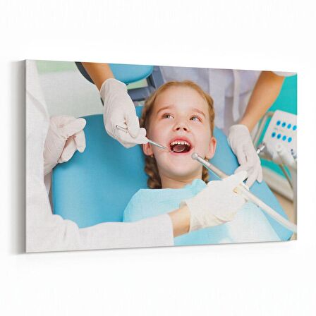 Olla 16766Y Model / Manken Görseli Yatay Kanvas Tablo (Ölçü: 90X60)