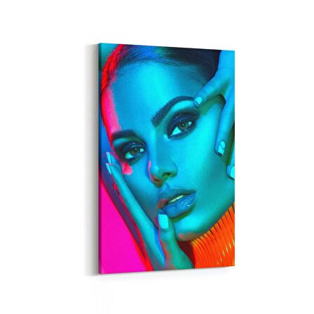 Olla 17023D Model / Manken Görseli Dikey Kanvas Tablo (Ölçü: 100X150)