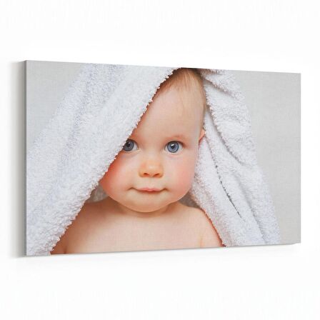 Olla 16920Y Model / Manken Görseli Yatay Kanvas Tablo (Ölçü: 90X60)