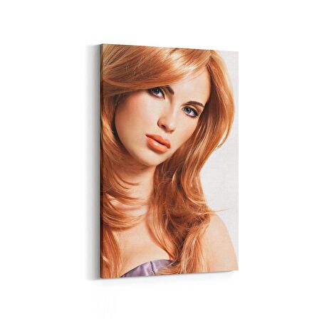 Olla 16941D Model / Manken Görseli Dikey Kanvas Tablo (Ölçü: 20X30)