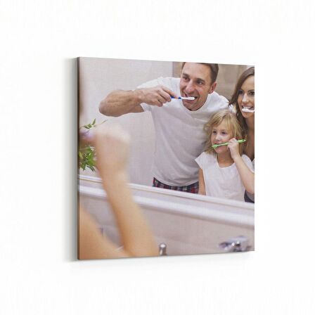 Olla 16846K Model / Manken Görseli Kare Kanvas Tablo (Ölçü: 25X25)