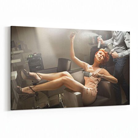 Olla 17019Y Model / Manken Görseli Yatay Kanvas Tablo (Ölçü: 90X60)