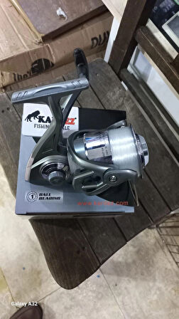 ZEYCAMPİNG 8000 LİK SURF KIYI TEKNE GÖL BARAJ OLTA MAKİNASI (150 metre o.30 misina sarılı )