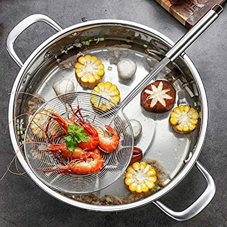 Metal Yağ Kevgiri 12 cm Paslanmaz Çelik Yağ Süzgeci Kızartma ve Haşlama Sonrası Pratik Uzun Saplı Ergonomik Tasarımlı Dayanıklı Yapısıyla Mutfakta Kullanışlı Kevgir