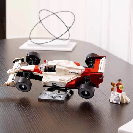 Kız Erkek Çocuk Oyuncak Icons McLaren MP4/4 ve Ayrton Senna 10330 Kız Erkek Çocuk Oyuncak Eğitici Eğ