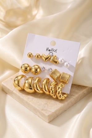 Gold Renk Metalik Kaplamalı Karışık Model Detaylı CCB 9 Çift Küpe Seti TJ-BKP12106