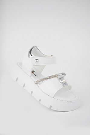 İncili Beyaz Kız Çocuk Sandalet