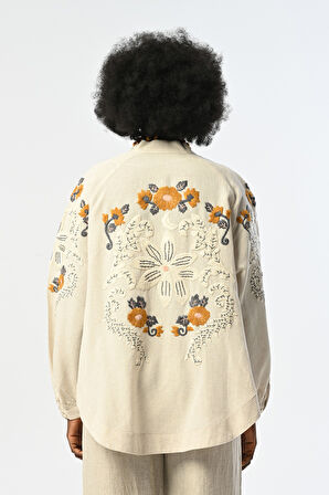 Arkası Ve Kolları Çiçek Nakışlı Kimono Ceket