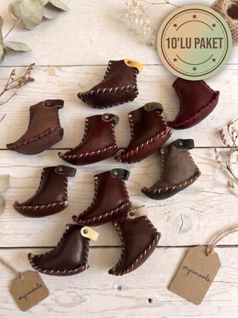 El Yapımı Deri Mini Çarık Anahtarlık & Çanta Süsü (10'lu Paket)