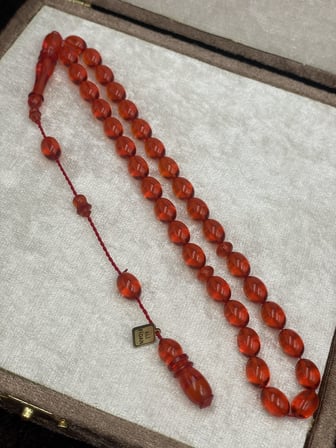 Ali Fidan İmzalı El Boy Badem Kesim Turuncu Amber Ateş Kehribar Tesbih (7x10 mm)