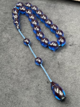 Efe Boy Sistemli İri Tane Safir Mavisi Ateş Kehribar Tesbih (13x15 mm)