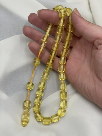 Sistemli Şeffaf Damla Benzetme Beyrut Tesbih (Sarı, 9x11 mm)