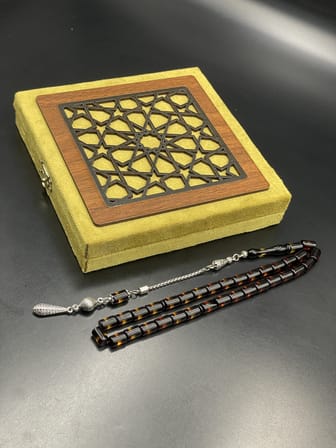Onurlu Tesbihane Çift Renk Beyrut Tesbih Sarı Küt Kesim 7x11 mm Erkek Tesbihi