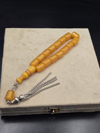 Osmanlı Benzetme Çubuk Sıkma Kehribar Tespih Efe Boy 17 Habbe 11x14 mm Bal Sarısı No:6