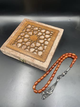1000 Ayar Trabzon Kazaz Püsküllü Sıkma Kehribar Tespih – 8x11 mm