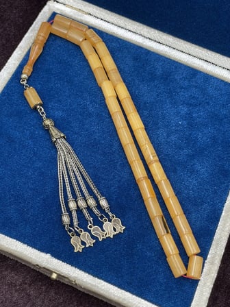 Alpaka Lale Uçlu Kesme Bal Sarısı Sıkma Kehribar Tesbih (7x11 mm)