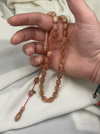 Ayhan Turan İmzalı El Boy Kapsül Somon Pembesi Sıkma Kehribar Tesbih (7x10 mm)