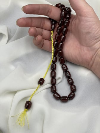 Omari Osmanlı Benzetme Kapsül Kesim Koyu Vişne Sıkma Kehribar Tesbih (9x12 mm)