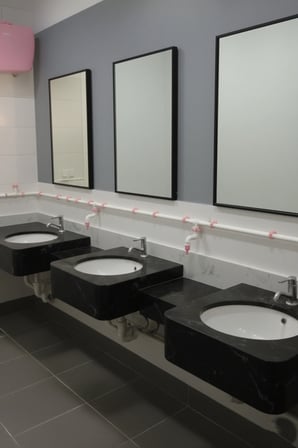 Hilal Kimya Merkezi Depolu 20 Lt 5 Musluklu Alttan Basmalı-Sıvı Sabunluk Sistemi–Okul, Cami, Toplu Kullanım İçin - Pembe