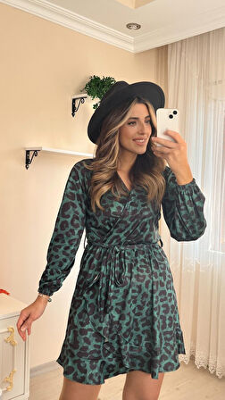 Kadın Uzun Kollu Kruvaze Yaka Belden Kuşaklı Leopar Desenli Dalgıç Elbise