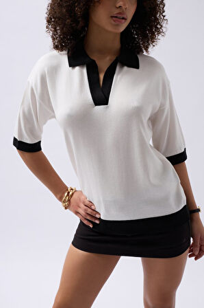 V Yaka Dokulu T-Shirt