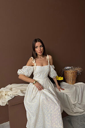 Bej Omuzu Bağcıklı Balon Kollu Brode Elbise