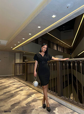 Kadın Dalgıç Krep V Yaka Ve Sırt Dekolte Detaylı Elbise