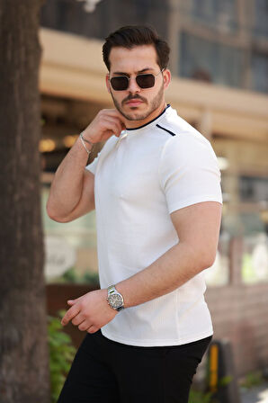 Erkek Omuzlar çizgi Detaylı Kısa Kollu T-shirt