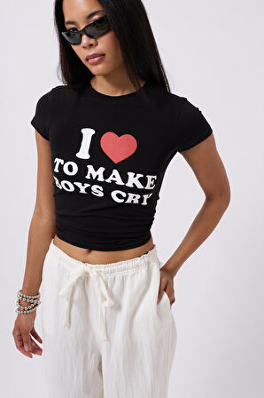 Nakış Detay Baskılı Crop T-Shirt