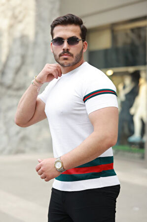 Erkek Bisiklet Yaka Bel Ve Kol şerit Desenli Kısa Kollu Tişört