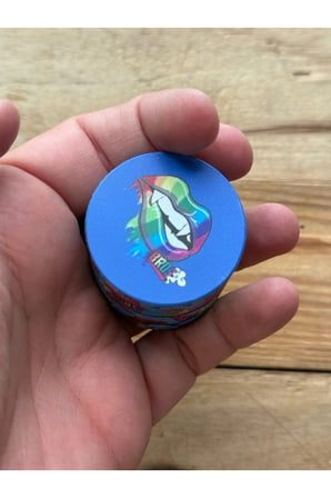 Küçük Metal Grindır, 4cm, Mıknatıslı, Şık Tasarım, Keskin Bıçaklar