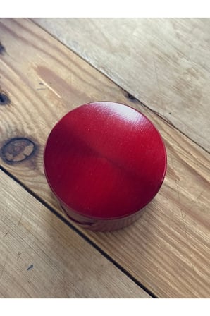 50mm çaplı çok katmanlı baharat öğütücü, mıknatıslı kapaklı, şık tasarım