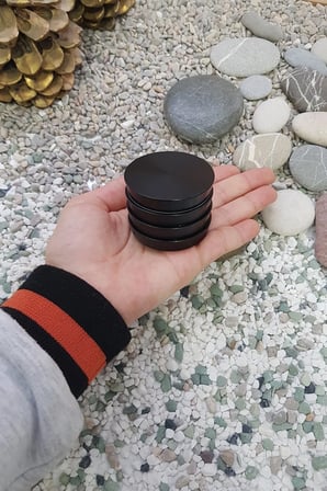 Siyah 52mm Herbal Öğütücü, Tütün ve Baharat Parçalayıcı