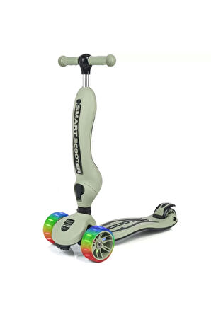 Kız Çocuk Oyuncak Smart Oturaklı 3 Tekerlekli Işıklı Scooter Askeri Yeşil Eğiticiic