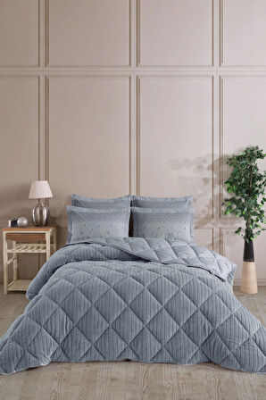 King Size (Battal Boy) Striped Jakarlı Wellsoft Yorgan + 2 Volanlı Yastık Kılıfı