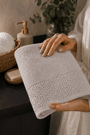 El Yüz Havlusu 50x90 cm %100 Pamuk Kısmi Kadife  Quadro Taş