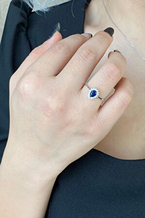 Zümrüt Sarraf 14 Ayar Beyaz Altın 0.61 Ct Pırlanta Safir Taş Yüzük