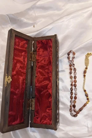 Kehribar Tespih Beyrut Damla Kehribar Tesbih Ahşap İşlemeli Kutu Kesme Habbe