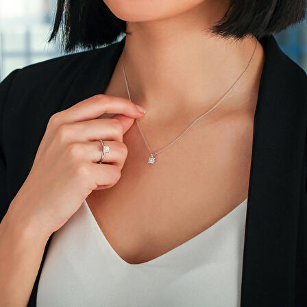 Pırlanta Bouquet Tektaş Yüzük