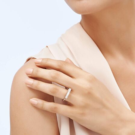 Pırlanta Beştaş Yüzük