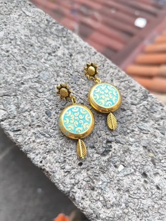 Turkuaz Patine Boncuk Sallantılı Küpe - 2 Adet Aynı Ürün, x2 Paket