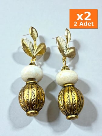 Vintage Altın Renkli Yaprakli Krem Küpe - Kupe - 2 Adet Aynı Ürün, x2 Paket