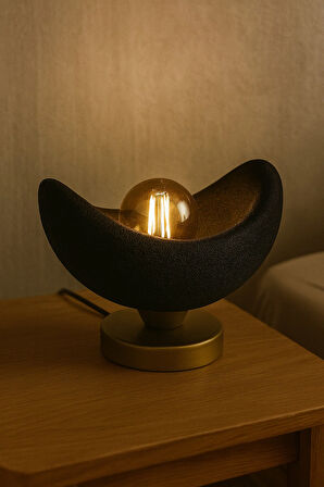 Ayışığı Tasarım Masa Lambası Altın Detaylı Abajur Loş Amber Işık, Rustik Ampul Hediyeli 20 x 37 cm