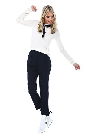 Belden Lastikli Lacivert Bilek Kadın Pantolon