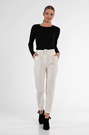Kemerli Beyaz Bilek Kadın Pantolon