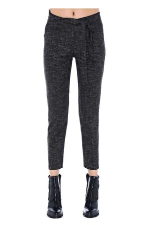 Kuşaklı Kırçıllı Siyah Bilek Kadın Pantolon