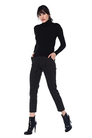 Kuşaklı Beyaz Çizgili Siyah Bilek Kadın Pantolon